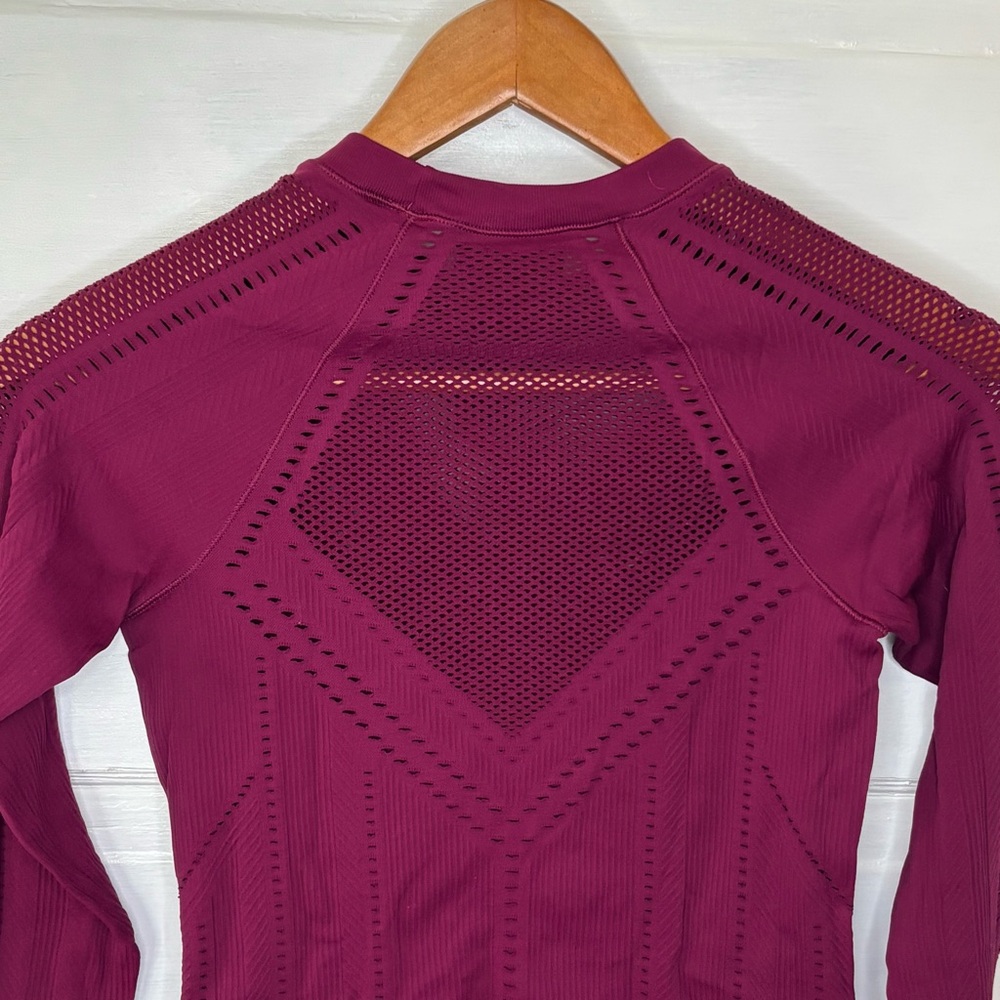 Athleta Oxygen Long-Sleeve Shirt in Mulberry